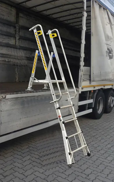 Svelt Scala con piattaforma accesso camion
