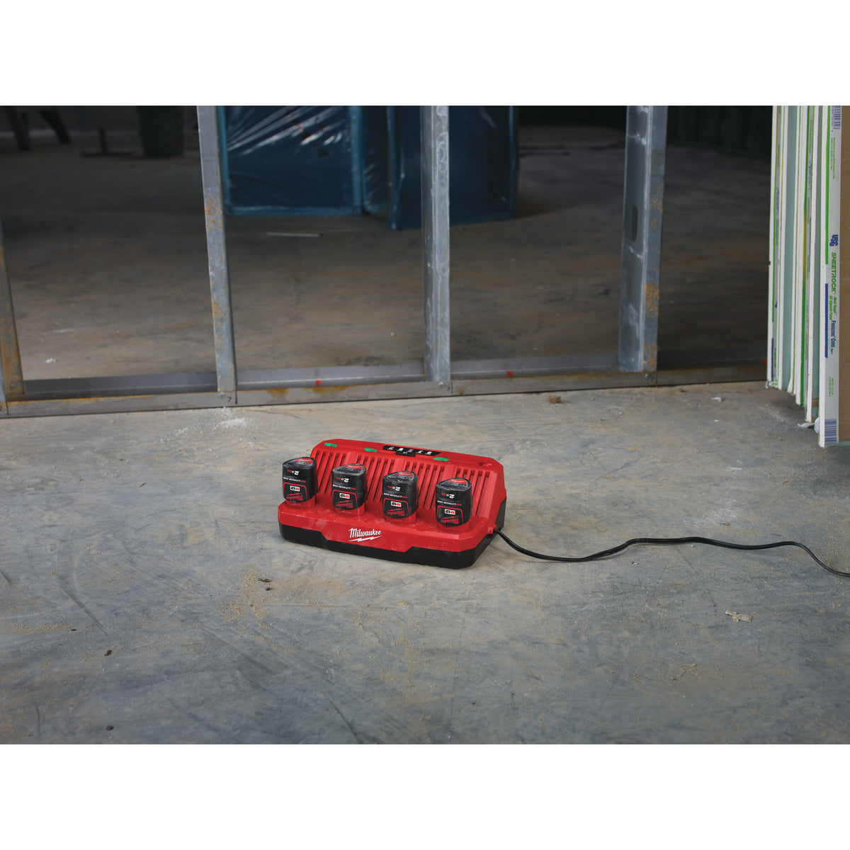 Caricabatterie Multiplo M12 Milwaukee