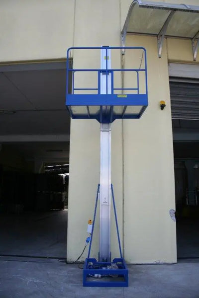 Piattaforma montacarichi per hotel Svelt