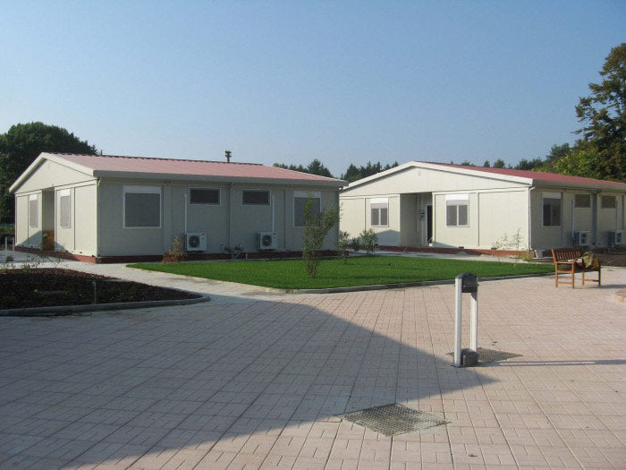 Moduli abitativi prefabbricati per accoglienza con area verde