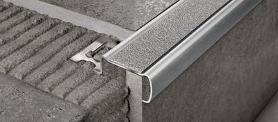 Progress Profilo per gradini prostair grip acc in acciaio aisi Progress Profiles - Progress Profiles