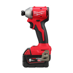 Avvitatore a impulsi a batteria brushless M18 attacco ¼″ esagonale BLIDR Milwaukee