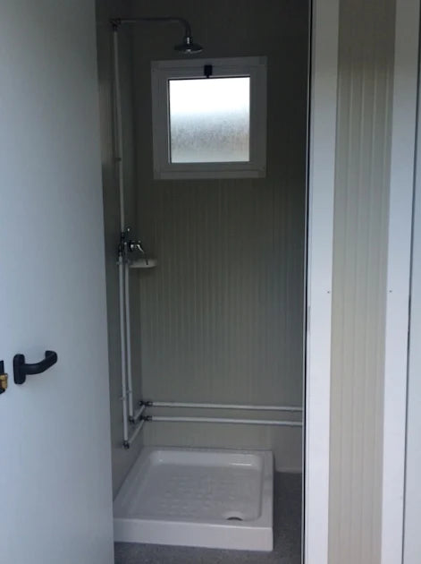 Container Con Docce (dim. 6,00 × 2,40 m) Garico Box