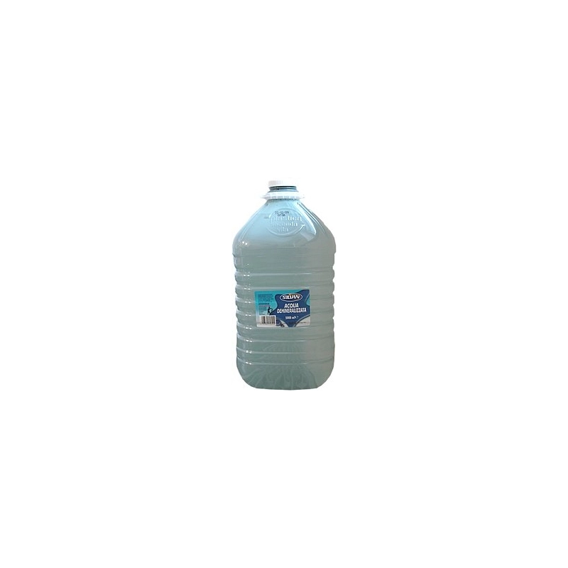 Acqua demineralizzata