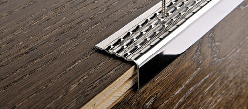 Progress Profilo per gradini prowalk acc in acciaio inox aisi Progress Profiles - Progress Profiles