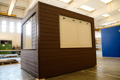 Monoblocco Serie 1000 con rivestimento effetto legno e portellone